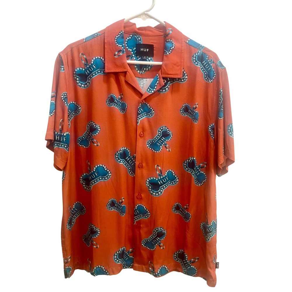 HUF Mens Sml The Resort short Sleeve Rayon Button Up Shirt Dog Bone Tag Print